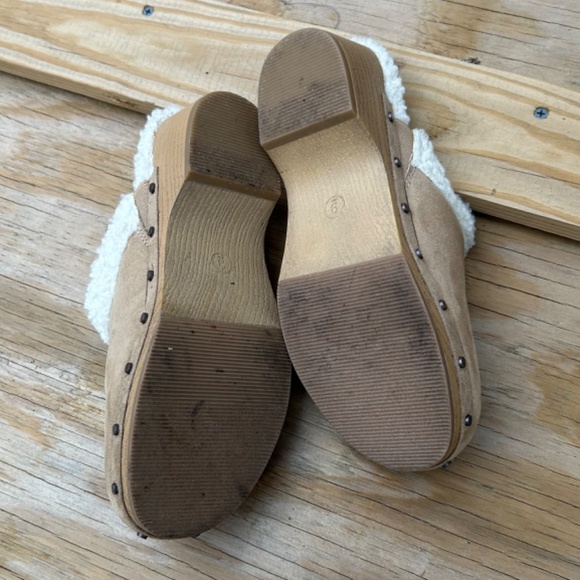 Faryl by FarylRobin Faux Suede Sherpa Clogs Size 9 - Picture 4 of 4